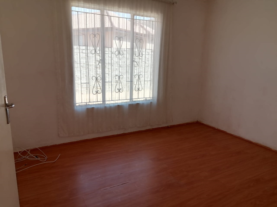 To Let 3 Bedroom Property for Rent in Tlhabane West North West